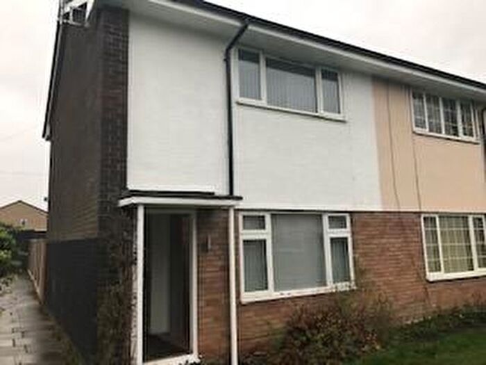 2 Bedroom End Of Terrace House To Rent In Fanshawe Walk, Crewe, CW2