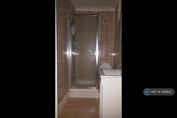 1 Bedroom Flat To Rent In Parrock Street, Gravesend Kent, DA12