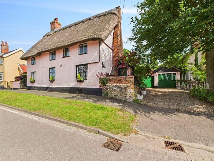3 Bedroom Detached House For Sale In The Street, Rickinghall, IP22