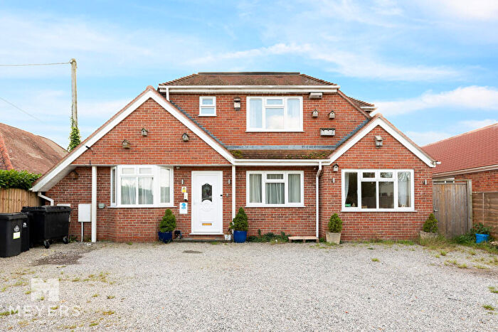 7 Bedroom Bungalow For Sale In East Burton Road, East Burton, BH20