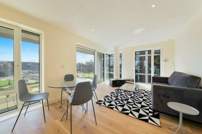 2 Bedroom Apartment To Rent In Hampton Apartments, Royal Arsenal Riverside, Woolwich, SE18