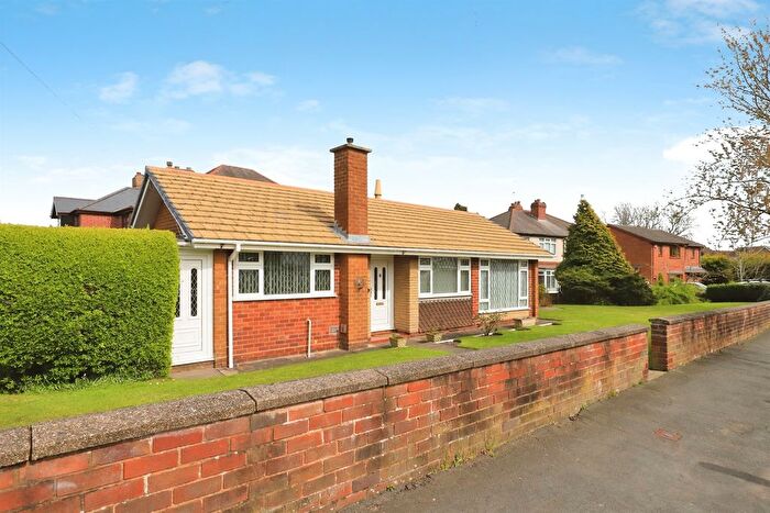 2 Bedroom Detached Bungalow For Sale In Paul Street, Bilston, WV14
