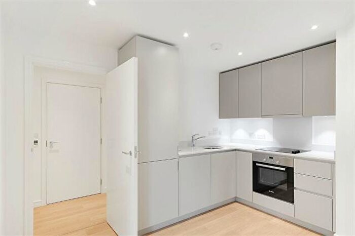 1 Bedroom Apartment To Rent In Saffron Central Square, Croydon, CR0