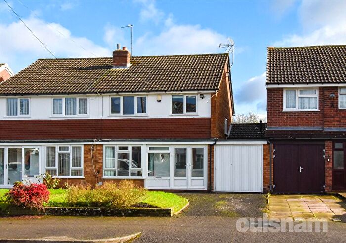 3 Bedroom Semi Detached House For Sale In Granton Road, Kings Heath, Birmingham, West Midlands, B14