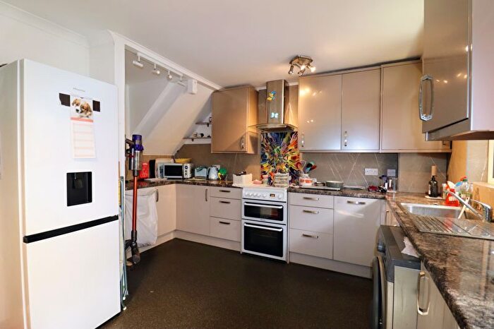 3 Bedroom Terraced House For Sale In Larch Grove, Bletchley, Milton Keynes, MK2