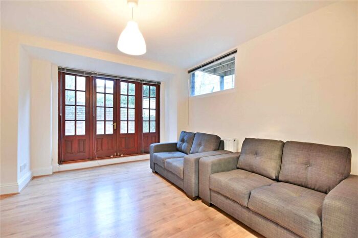 2 Bedroom Flat To Rent In Portland Rise, Finsbury Park, N4