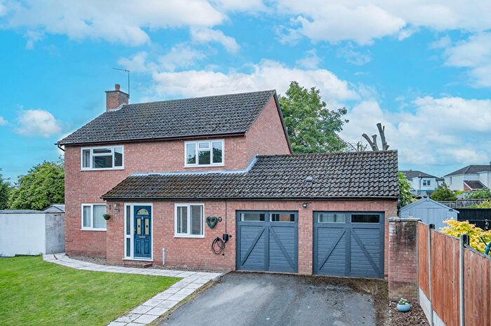 4 Bedroom Detached House For Sale In Sunrise, Malvern, WR14