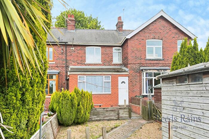 3 Bedroom Terraced House For Sale In Carlton View, Selby, North Yorkshire, YO8