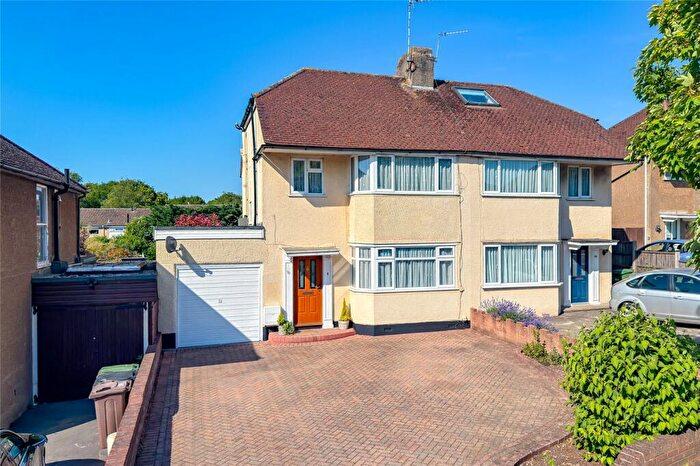 4 Bedroom Semi-Detached House For Sale In Beech Road, St. Albans, Hertfordshire, AL3