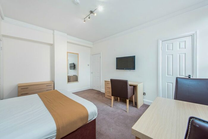 Studio To Rent In Upper Woburn Place, London, WC1H