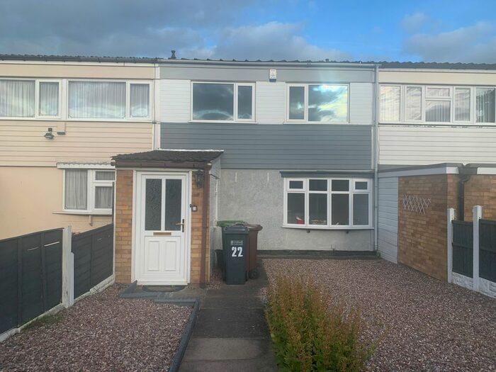 3 Bedroom Property To Rent In Rathlin Croft, Birmingham, B36