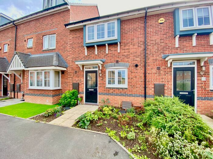 3 Bedroom Terraced House To Rent In Ropery Road, Gateshead, NE8