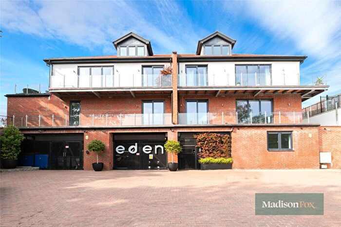 2 Bedroom Apartment To Rent In Eden Avenue, Chigwell, Essex, IG7