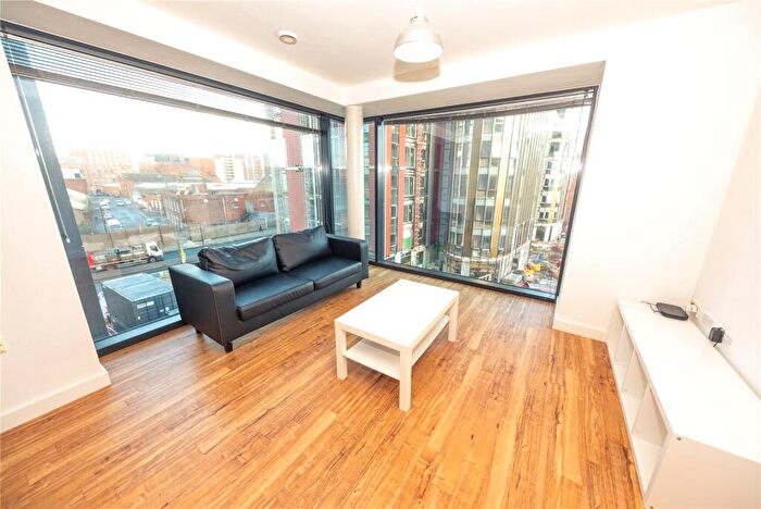 2 Bedroom Flat To Rent In The Gallery, Plaza Boulevard, Liverpool, L8