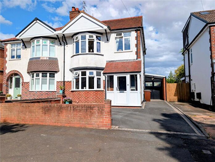 4 Bedroom Semi Detached House For Sale In Baldwin Road, Kidderminster, Worcestershire, DY10