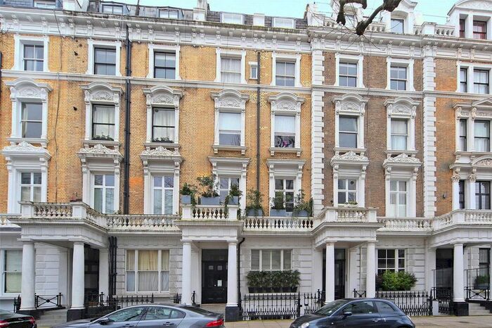 1 Bedroom Flat To Rent In Linden Gardens, Notting Hill, W2