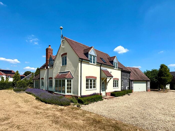 4 Bedroom Detached House For Sale In Shrivenham Road, Longcot, SN7