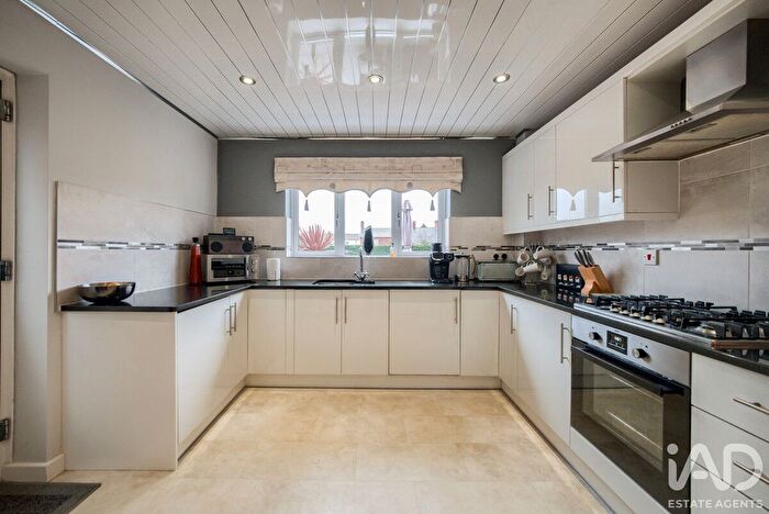 4 Bedroom Detached House For Sale In Rudgard Road, Coventry, CV6