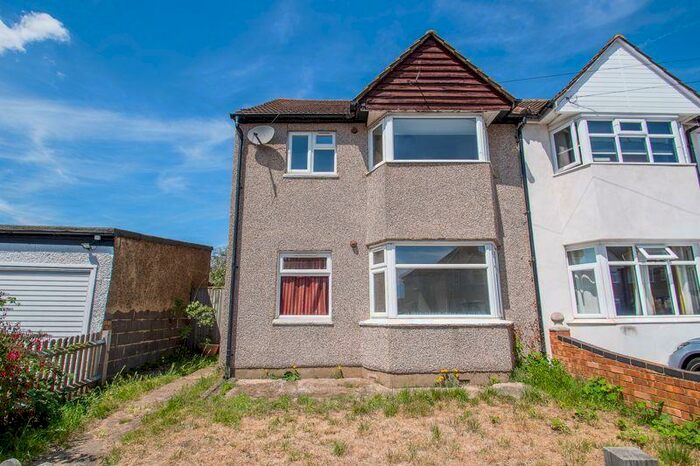 3 Bedroom Semi-Detached House To Rent In Downs Avenue, Dartford, Kent, DA1