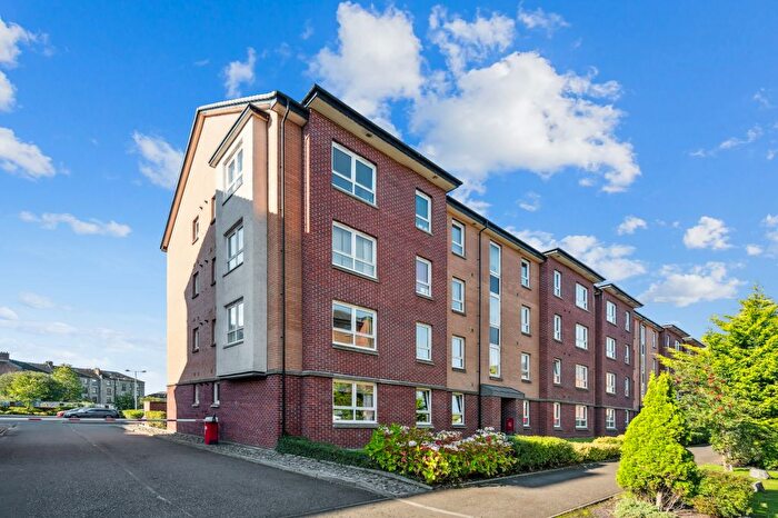 2 Bedroom Flat To Rent In Springfield Gardens, Parkhead, Glasgow, G31