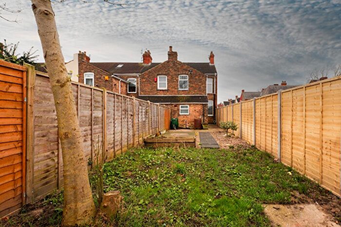3 Bedroom Terraced House To Rent In Roberts Street, Grimsby, DN32