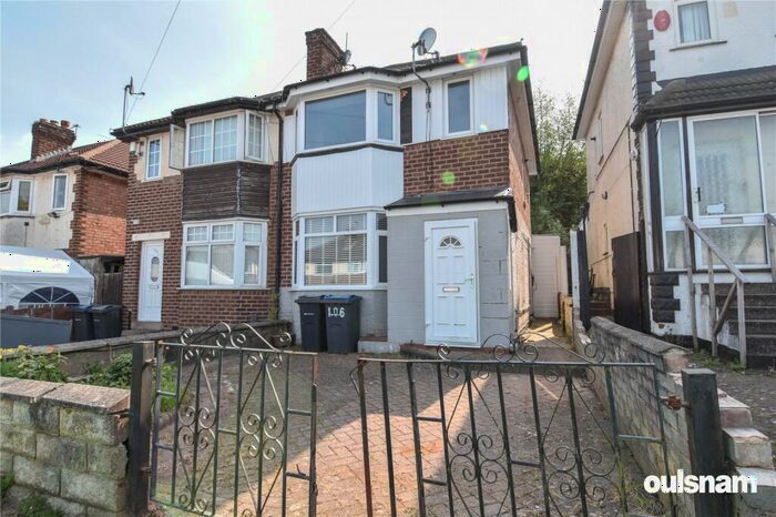 3 Bedroom Semi-Detached House To Rent In Thurlestone Road, Birmingham, West Midlands, B31