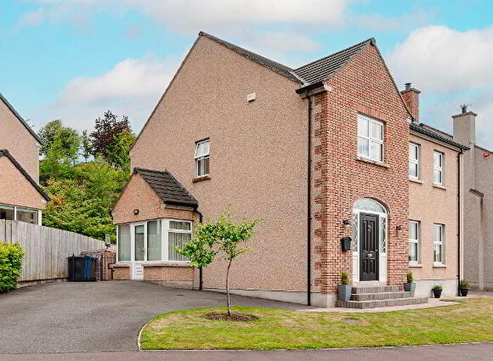4 Bedroom Detached House For Sale In Hunters Chase, Dungannon, BT71