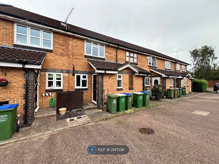 2 Bedroom Terraced House To Rent In Dabbling Close, Erith, DA8