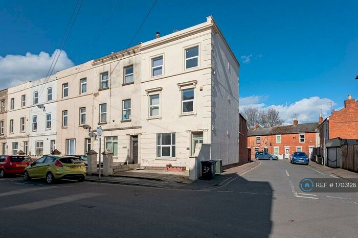 7 Bedroom End Of Terrace House To Rent In Arthur Street, Gloucester, GL1