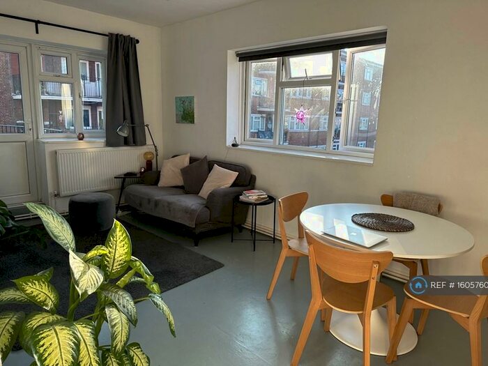 2 Bedroom Flat To Rent In Fanshaw Street, London, N1