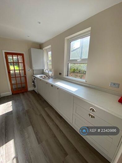 4 Bedroom Terraced House To Rent In Snowdon Road, Bristol, BS16