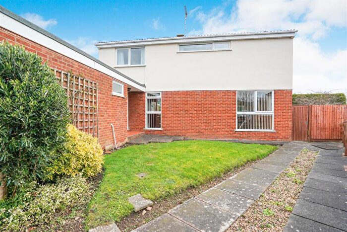 4 Bedroom Detached House For Sale In Hamble Close, Desford, LE9