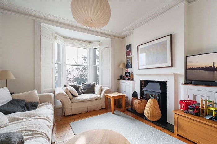 5 Bedroom Terraced House For Sale In Powerscroft Road, London, E5