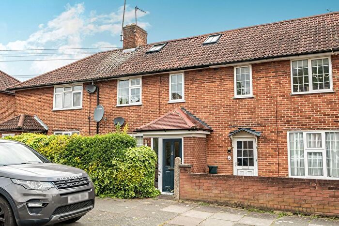 4 Bedroom Terraced House To Rent In Westcott Crescent, Hanwell, London, W7