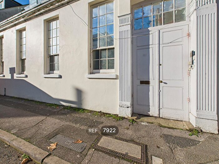 Studio To Rent In Upper Gardner Street, Brighton, BN1