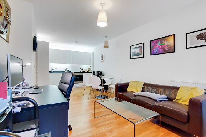 1 Bedroom Flat To Rent In Amelia Street, London, SE17