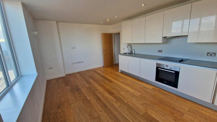 1 Bedroom Flat To Rent In Waddon House Stafford Road, Croydon, CR0