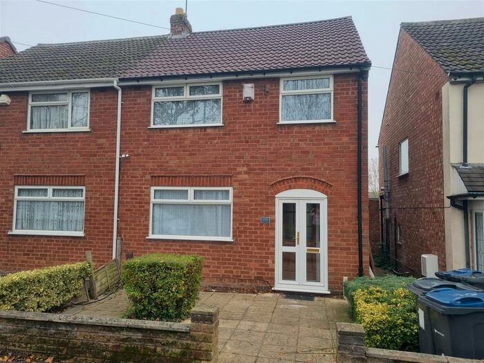 3 Bedroom Semi-Detached House To Rent In Alcester Road South, Kings Heath, Birmingham B14