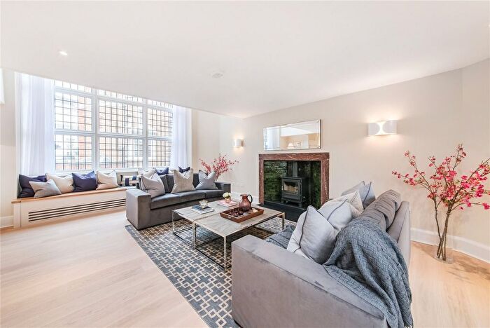 2 Bedroom Flat To Rent In Walton House, Walton Street, Knightsbridge, London, SW3