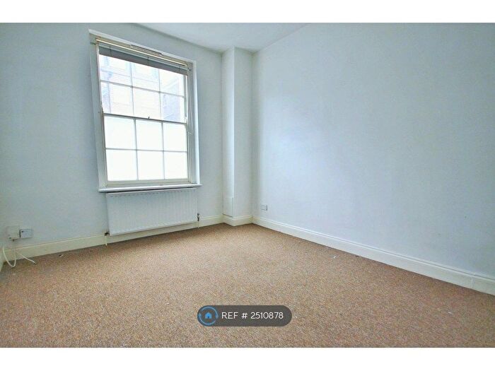 1 Bedroom Flat To Rent In Richmond Road, London, E8