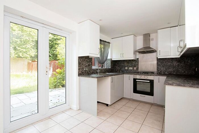 3 Bedroom End Of Terrace House To Rent In Clonakilty Way, Pontprennau, Cardiff, CF23