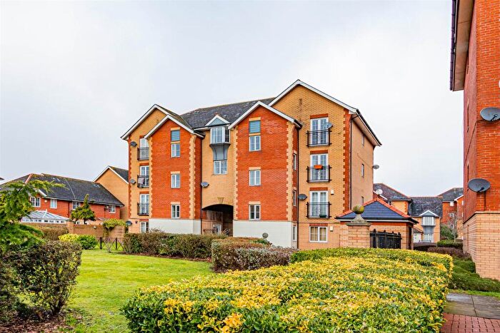 2 Bedroom Apartment To Rent In Seager Drive, Cardiff Bay, CF11