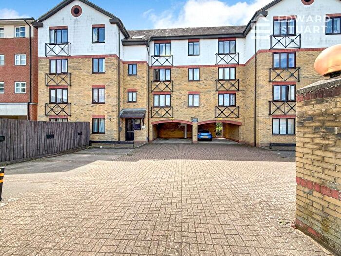 2 Bedroom Apartment For Sale In Viersen Platz, Peterborough, Cambridgeshire, PE1