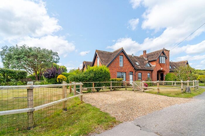 3 Bedroom Barn Conversion For Sale In Ossemsley, Christchurch, BH23