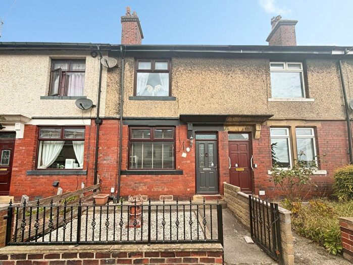 3 Bedroom Terraced House For Sale In First Street, Low Moor, Bradford, BD12
