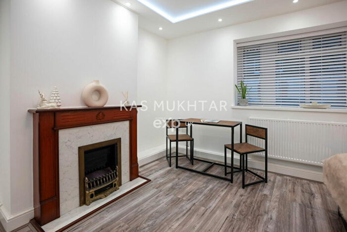 1 Bedroom Flat For Sale In Mitchell House, College Cross, N1