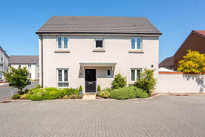 3 Bedroom Detached House For Sale In Wheel Close, Roundswell, Barnstaple, North Devon, EX31