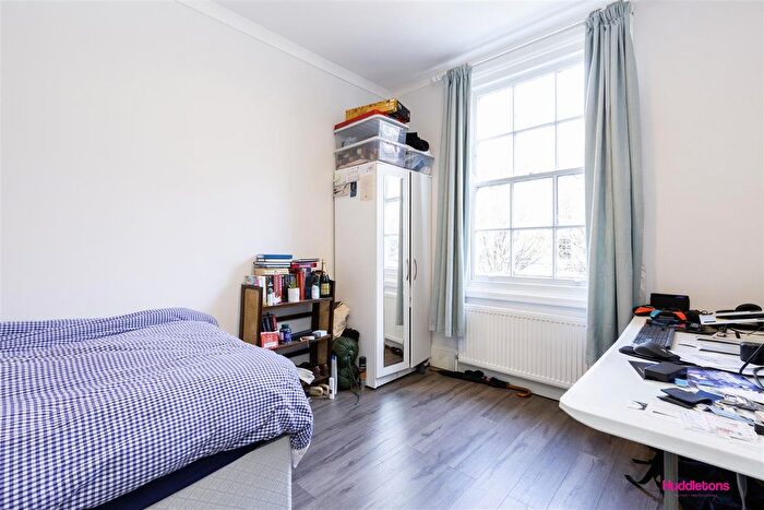 3 Bedroom Flat To Rent In Chalton Street, London, NW1