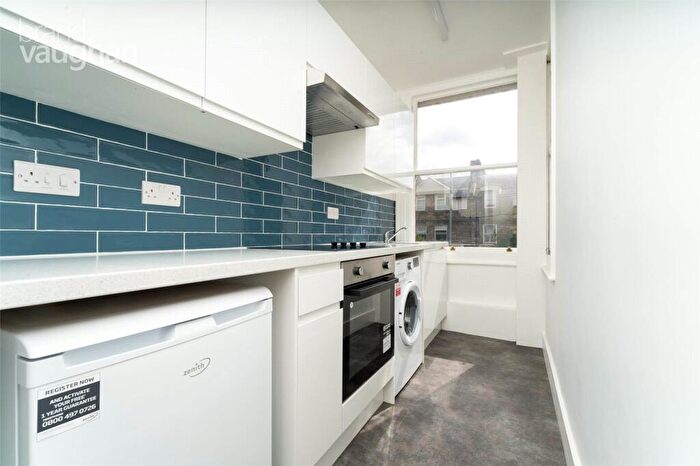 Flat To Rent In Sackville Road, Hove, East Sussex, BN3