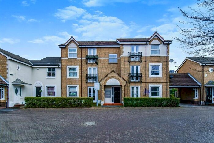 2 Bedroom Terraced House To Rent In Lealholme Court Howdale Road, Hull, Yorkshire, HU8